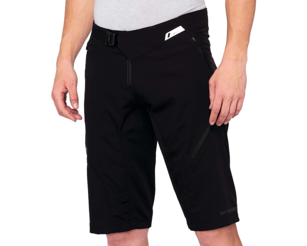 100% Airmatic Shorts | black