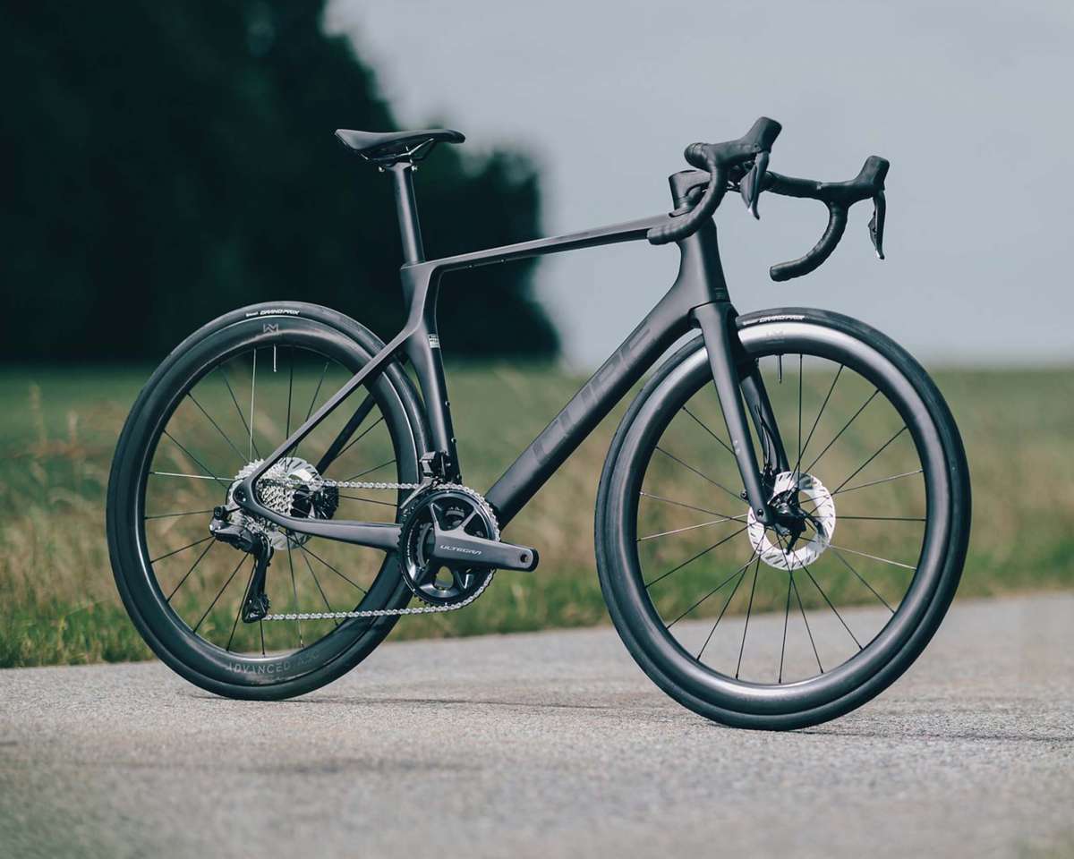 Cube Agree C:62 Pro - Carbon Road Bike 2026 | blackline
